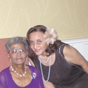 Meet your Posher, Iris